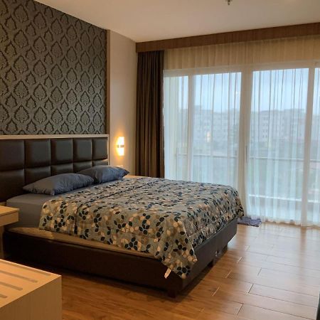 Palam Mansion At Aston Apartment - Batam Nagoya Eksteriør billede